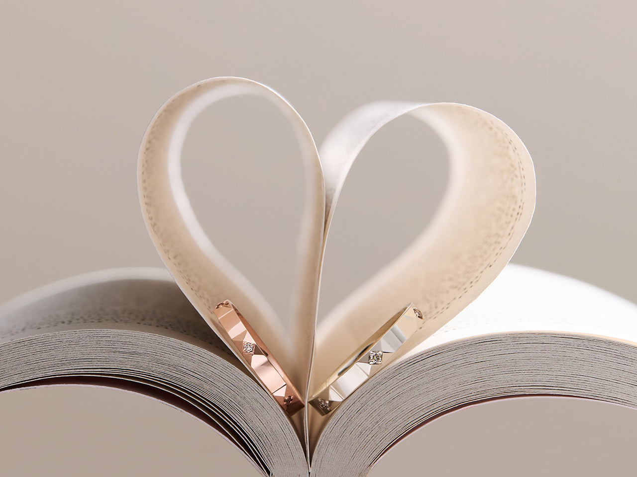 Romantic Holiday Deal (Nov 28 - Jan 1, 2024)