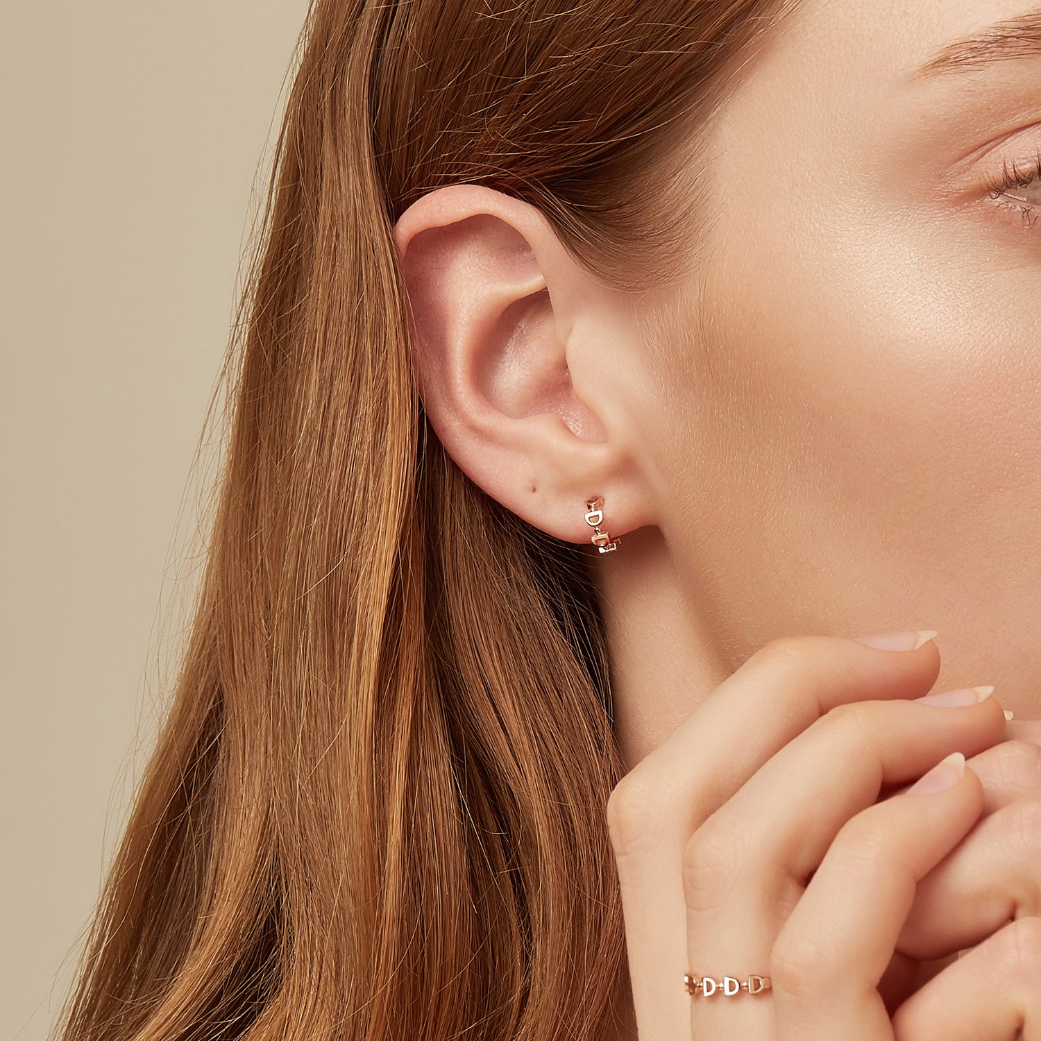 Miss. Doux Gold Earring - DIDIER DUBOT