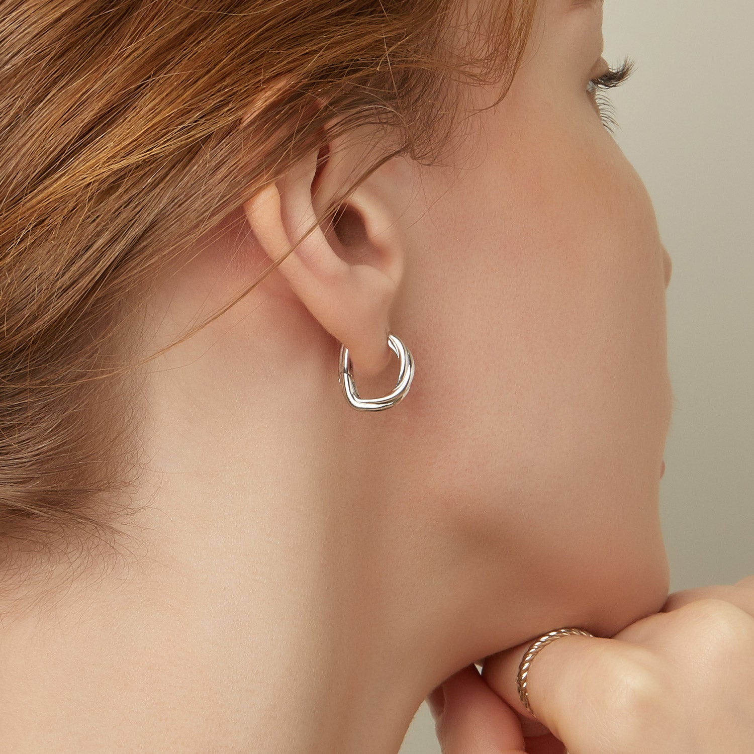 Sélection. D Silver Earring - DIDIER DUBOT