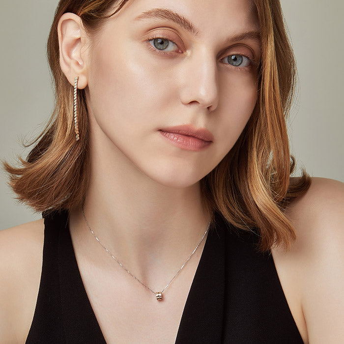 Sensuelle Gold Necklace - DIDIER DUBOT