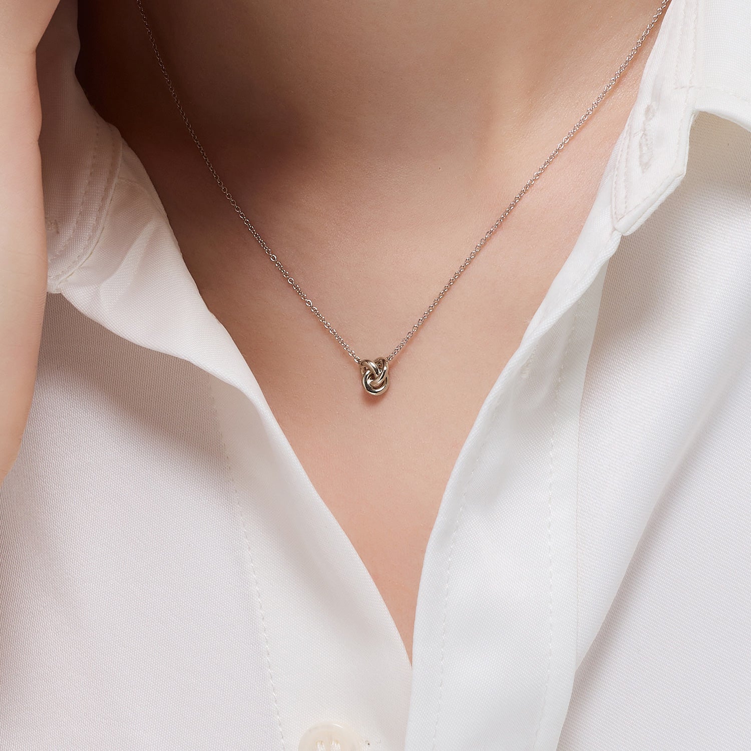 Sensuelle Gold Necklace - DIDIER DUBOT